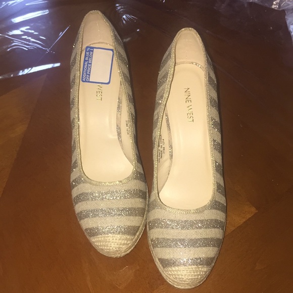 Canvas and Gold  Sparkle Espadrilles - Picture 2 of 6